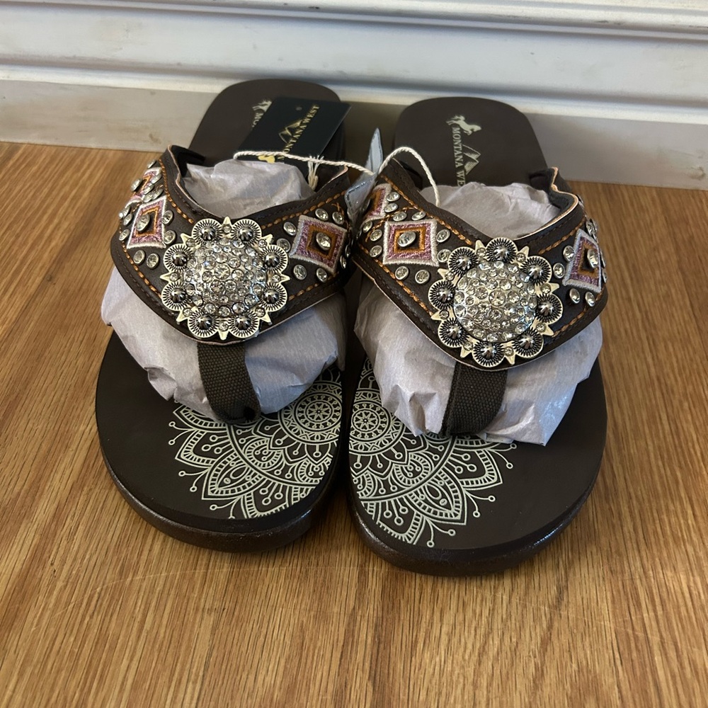 Montana West Brown Embellished Sandals